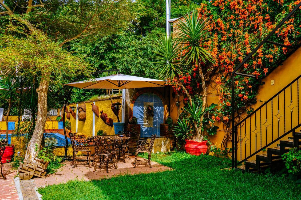 Posada Las Margaritas Tlaquepaque Екстер'єр фото