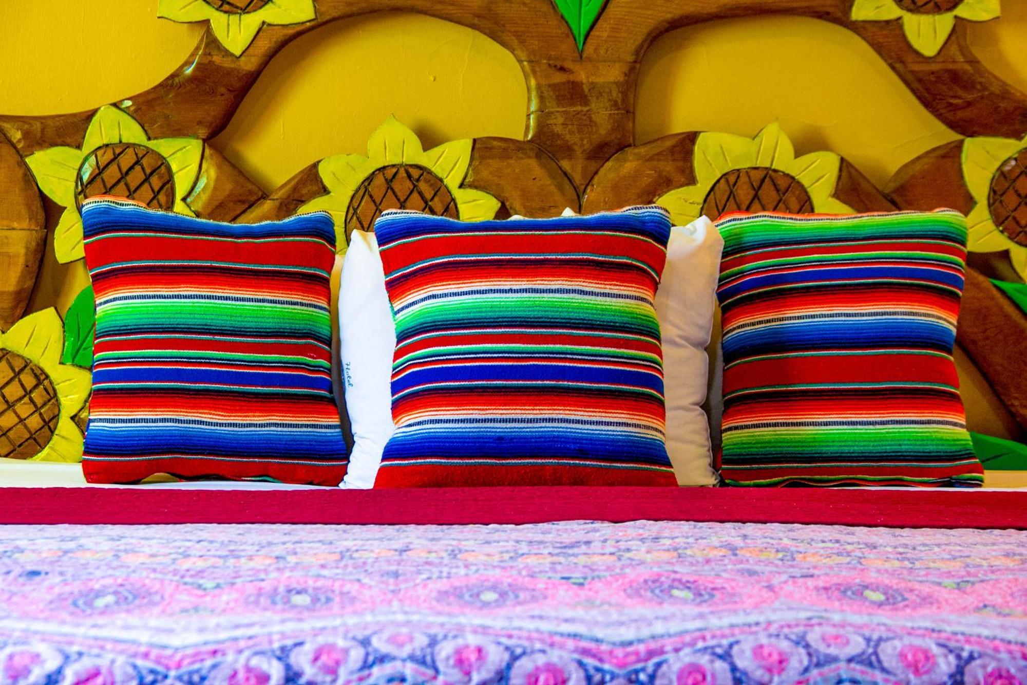 Posada Las Margaritas Tlaquepaque Екстер'єр фото