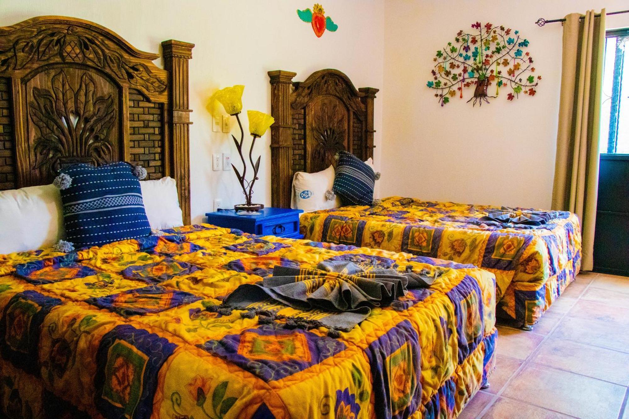 Posada Las Margaritas Tlaquepaque Екстер'єр фото