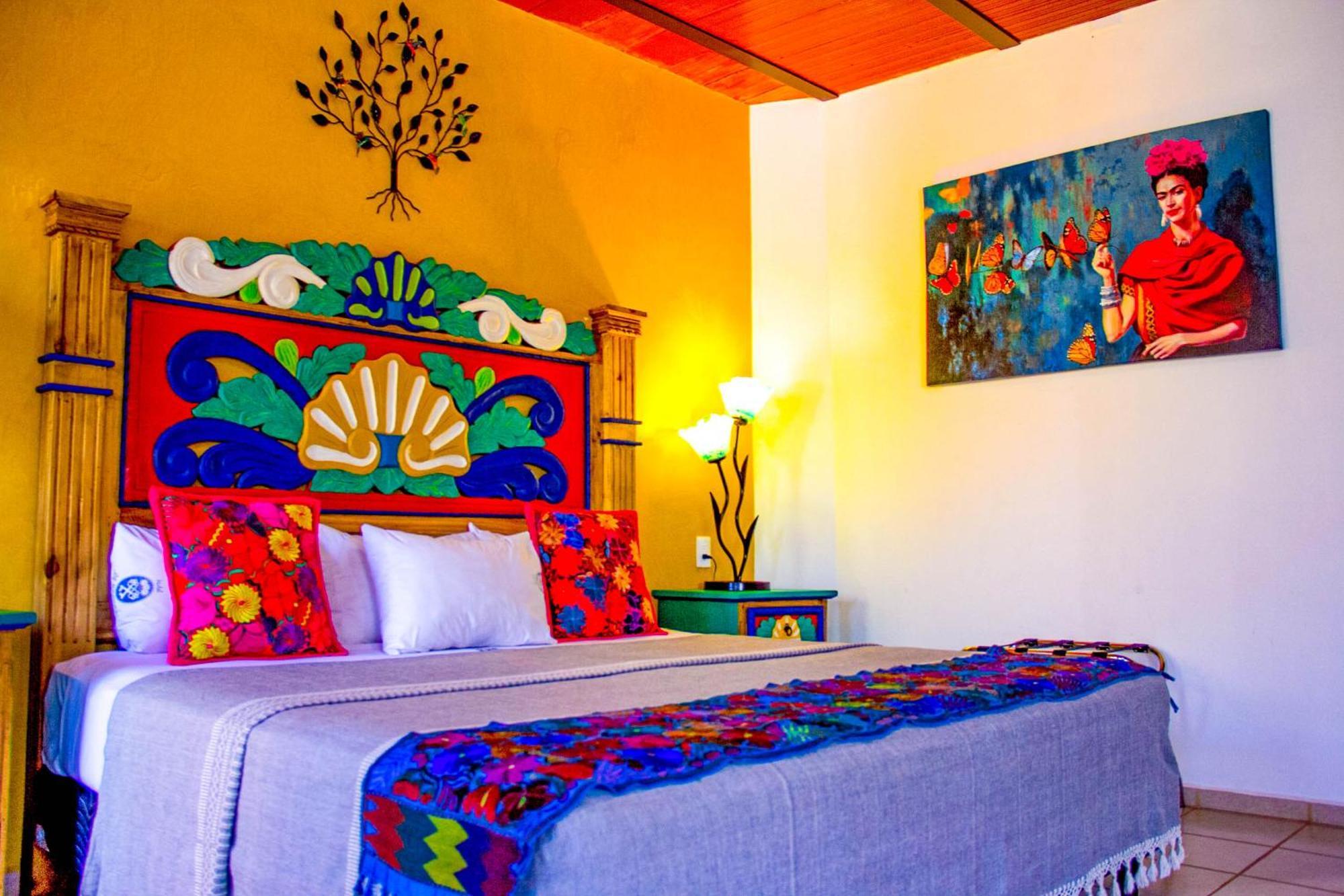 Posada Las Margaritas Tlaquepaque Екстер'єр фото