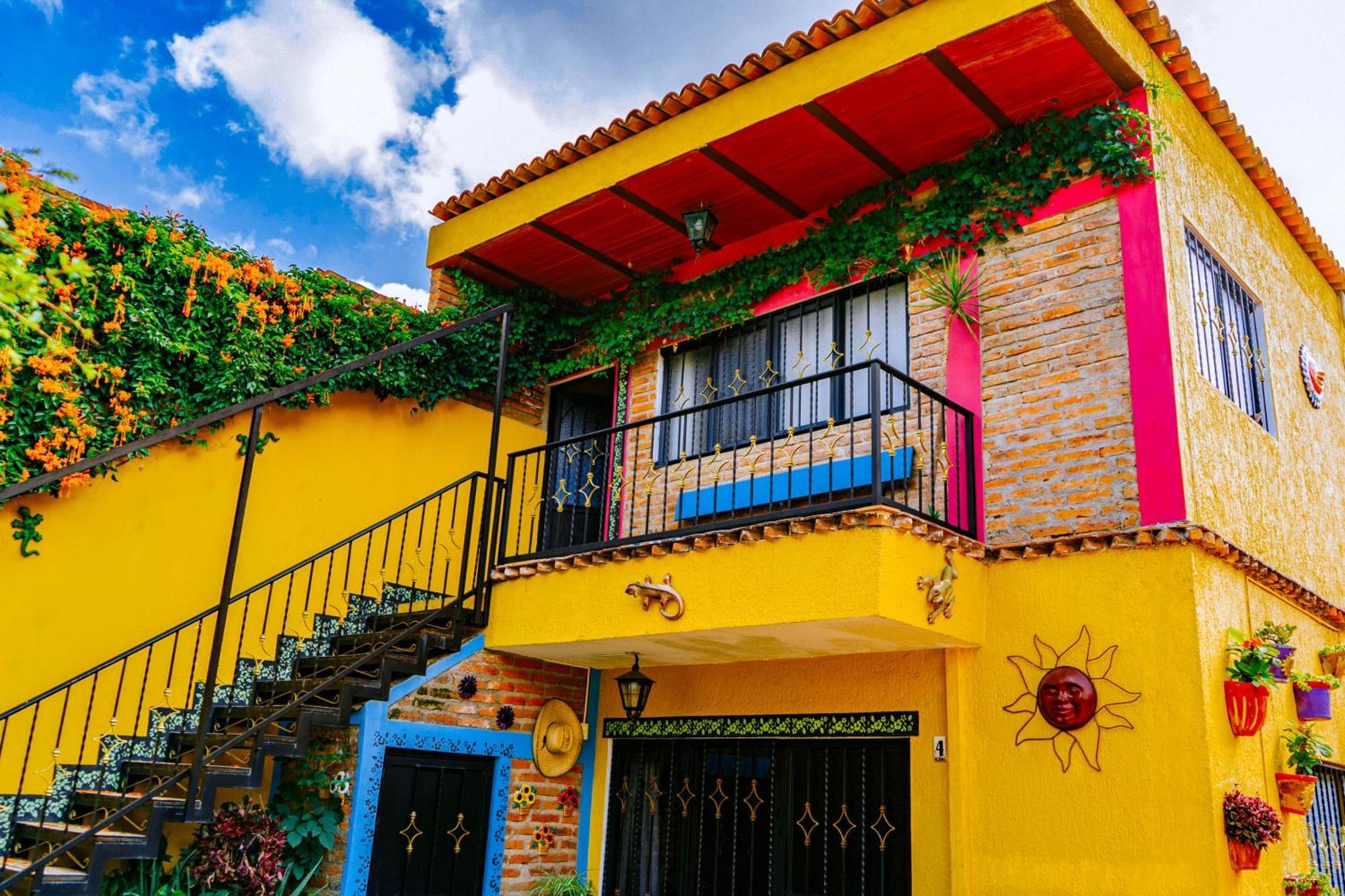 Posada Las Margaritas Tlaquepaque Екстер'єр фото