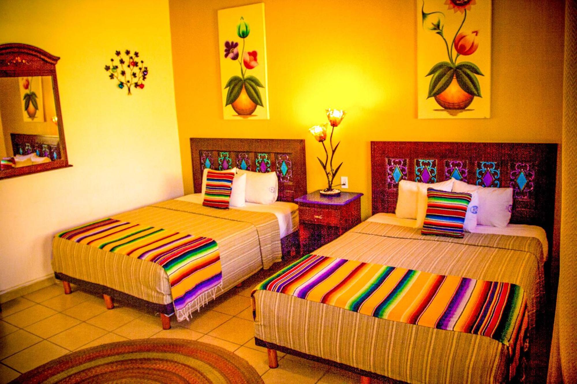Posada Las Margaritas Tlaquepaque Екстер'єр фото